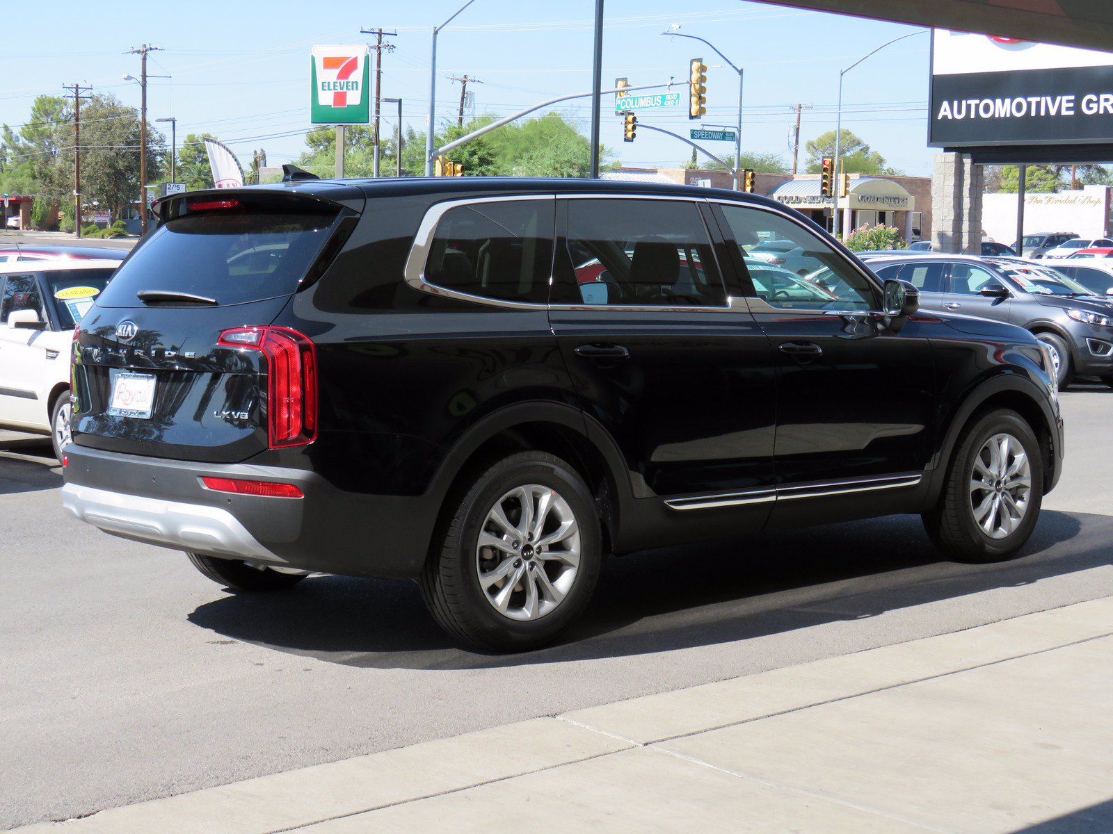 New 2021 Kia Telluride LX Sport Utility in Tucson #K25026 | Royal ...